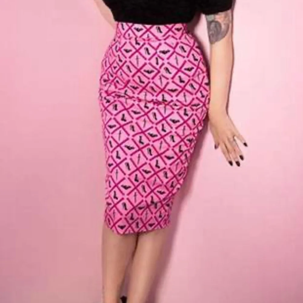Vixen by Micheline Pitt x Ryan Heshka pencil skirt - Picture 1 of 8